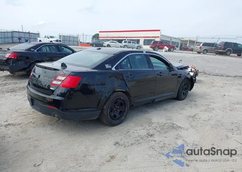 2016 Ford Police Interceptor из США, поврежденный, VIN 1FAHP2MK9GG144966